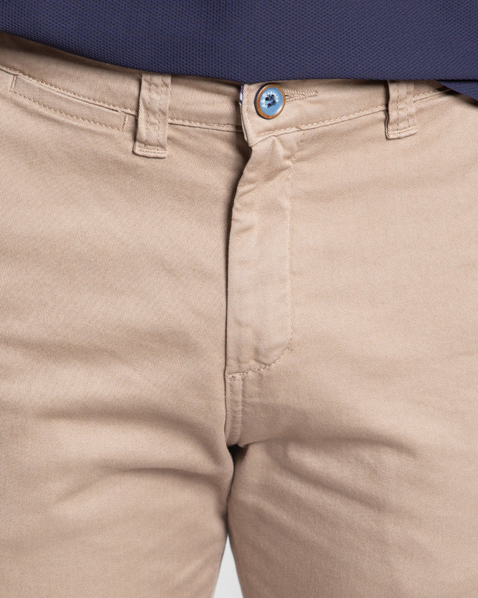 Pantalón Chino Básico Biege