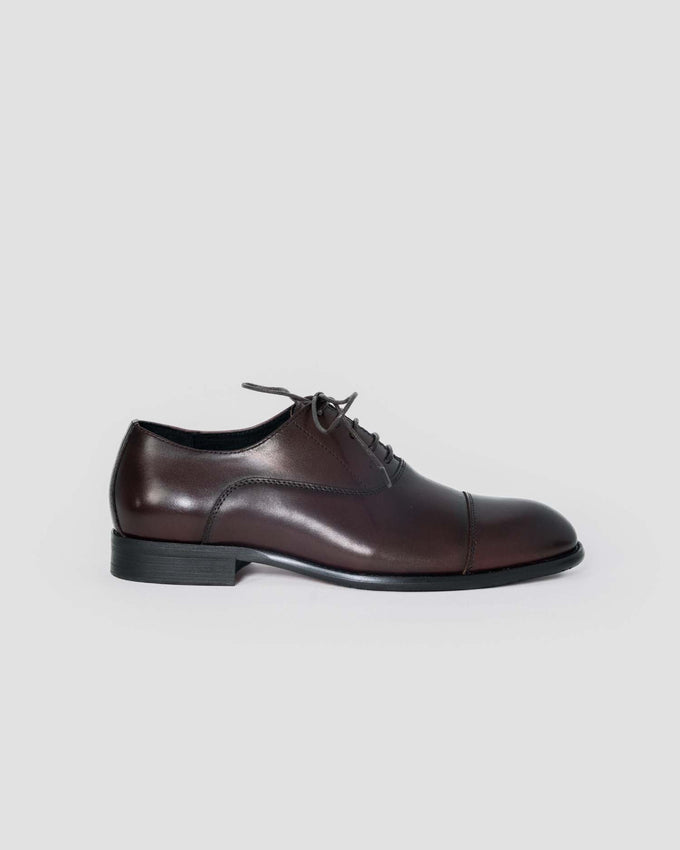 Zapato Perera burdeos