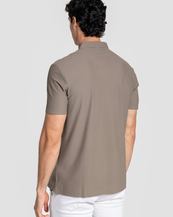 Polo de malha técnica
