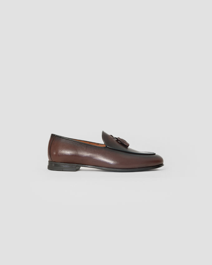 Mocasín Loafer Borlas Piel Marrón