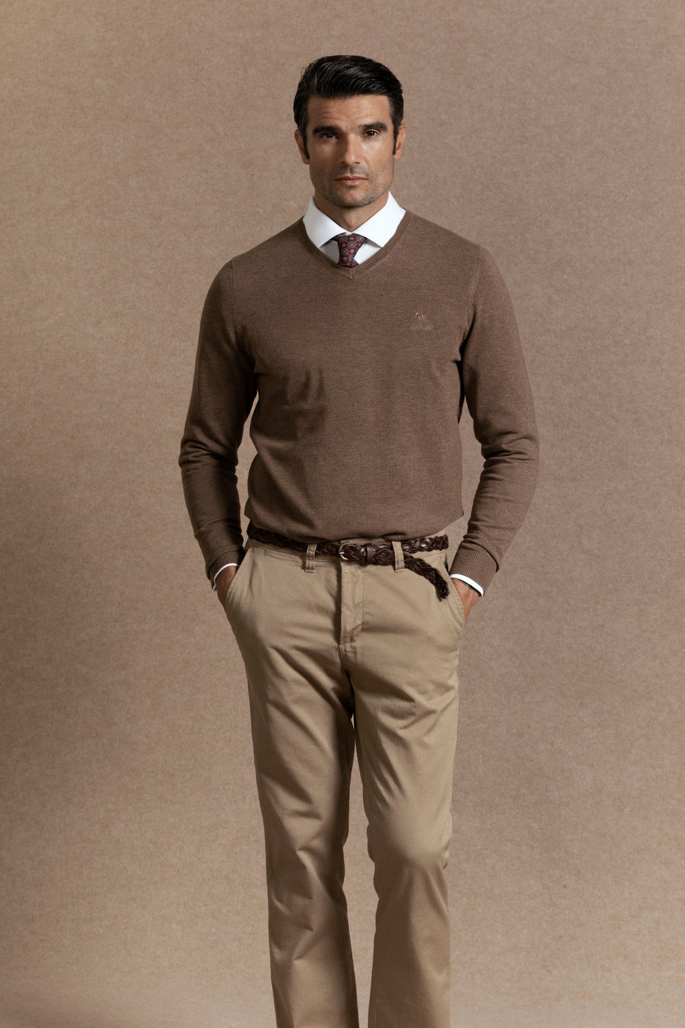 Jersey Cuello Pico Marrón - Raíces