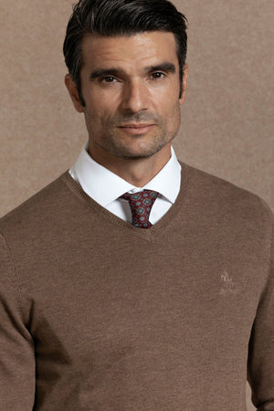 Jersey Cuello Pico Marrón - Raíces