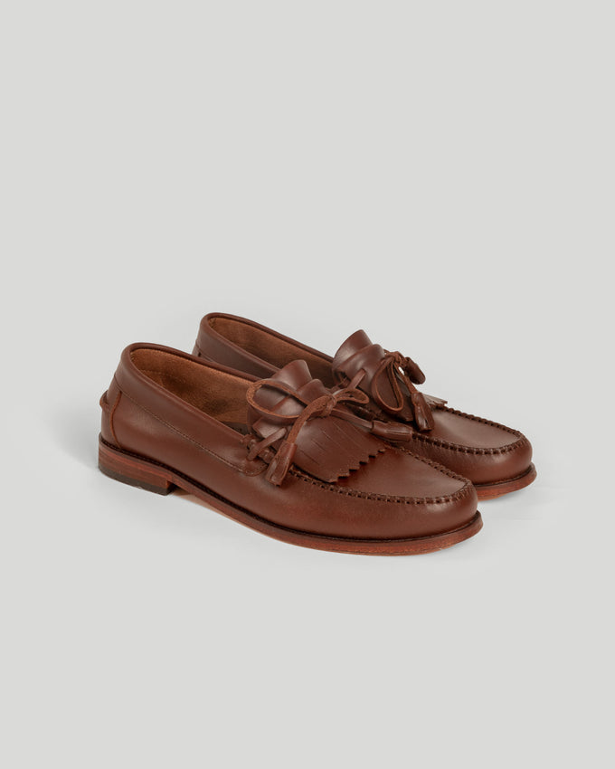 Zapatos de Vestir de Cuero Marrón con Borlas
