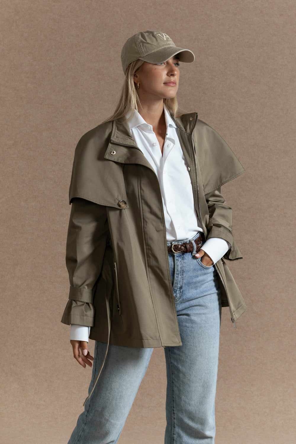 Gabardina Corta Kaki - Huella