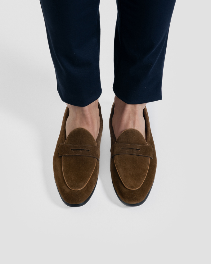 Round Toe Suede Loafer