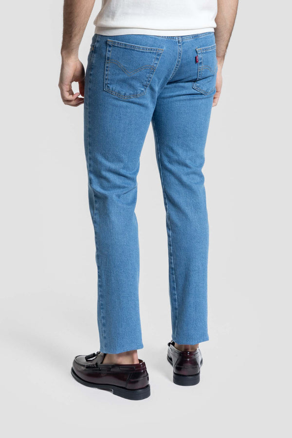 Vaquero Regular Azul Claro