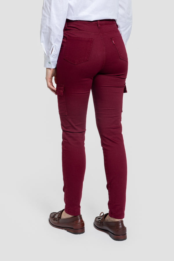 Cargo Burdeos Mujer