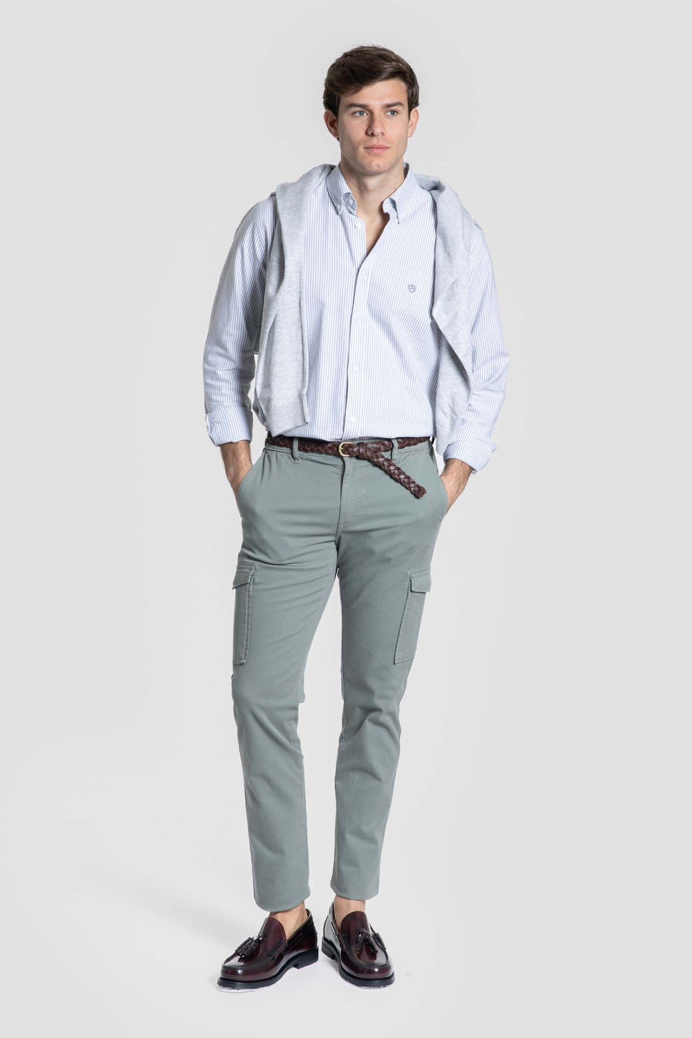 Pantalón Cargo Kaki