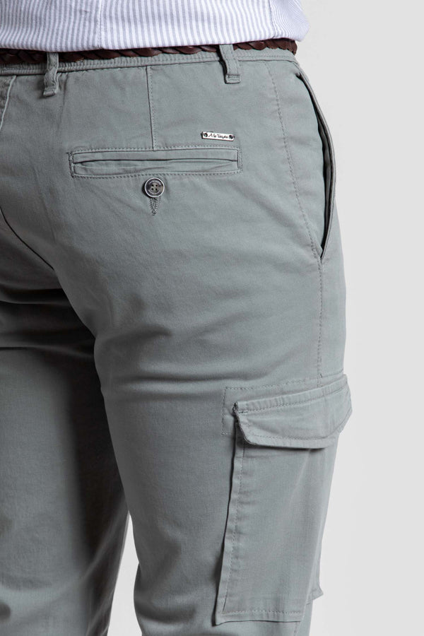 Pantalón Cargo Kaki