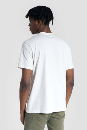 Camiseta Básica Escudo