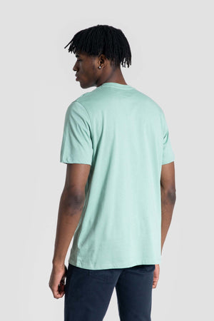 Camiseta Básica Escudo