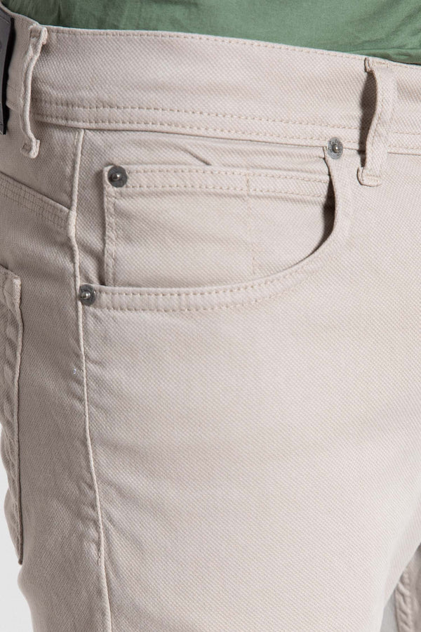 Pantalón chino hueso