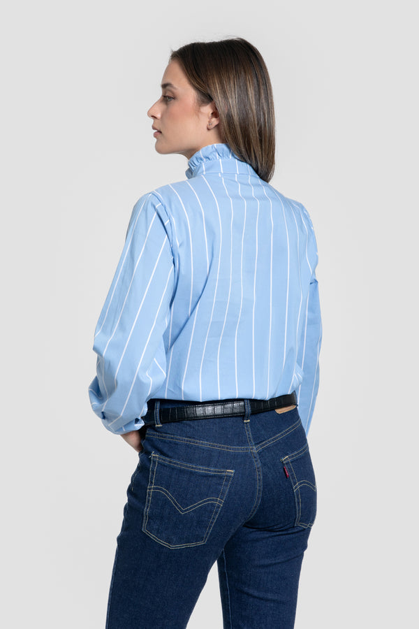 Blusa Cuello Alto Celeste