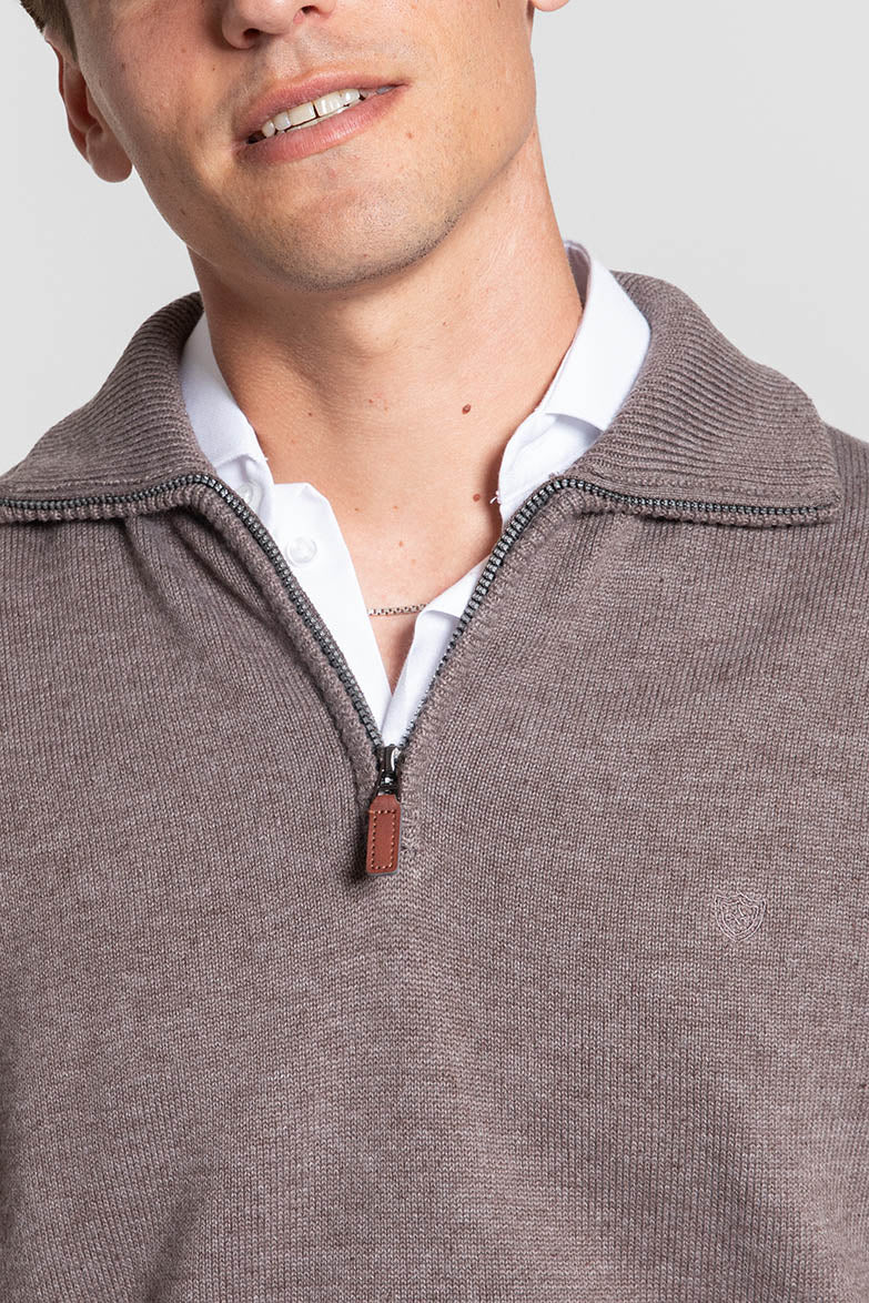 Jersey Cuello Alto Marrón