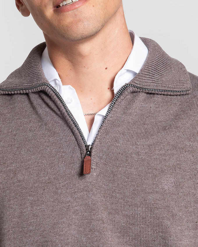 Jersey Cuello Alto Marrón
