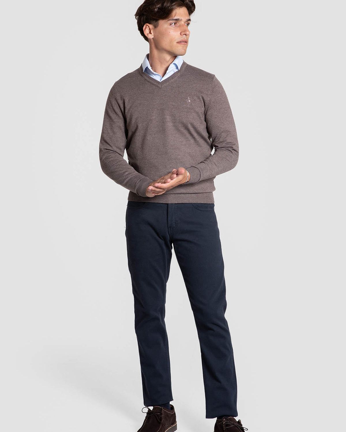 Jersey Cuello V Marrón