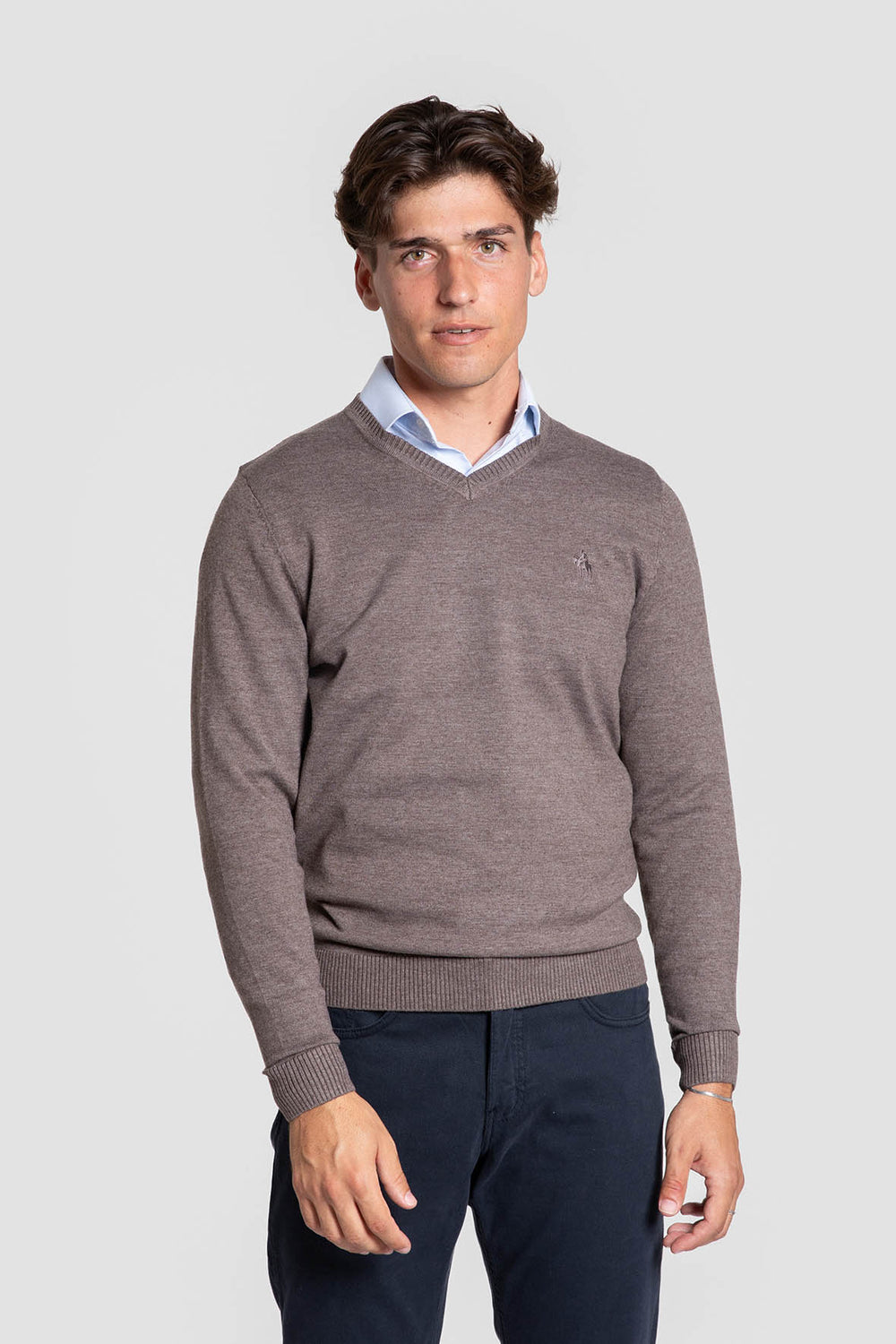 Jersey Cuello V Marrón