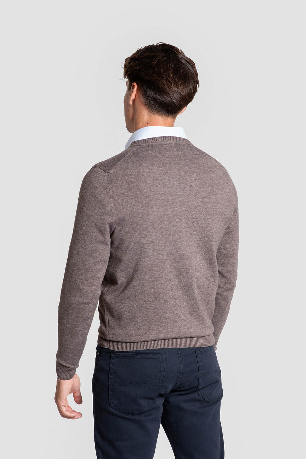 Jersey Cuello V Marrón