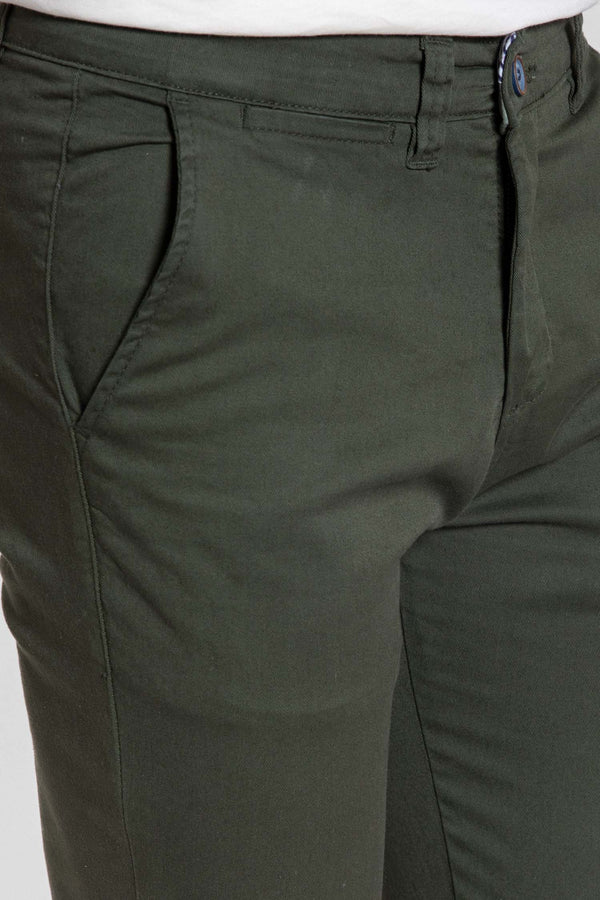 Pantalón Chino Clásico Kaki