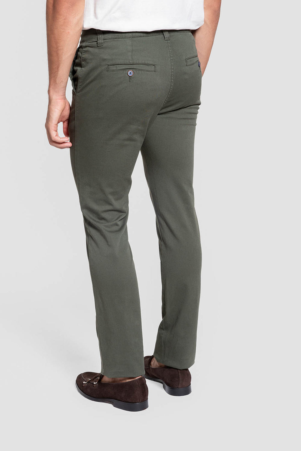 Pantalón Chino Clásico Kaki