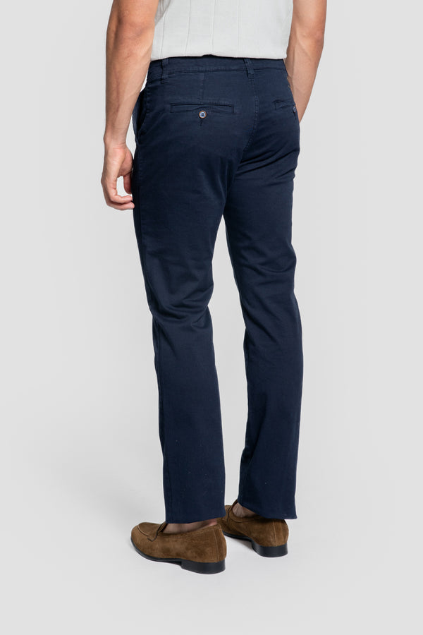 Calças chino azul-marinho para homem