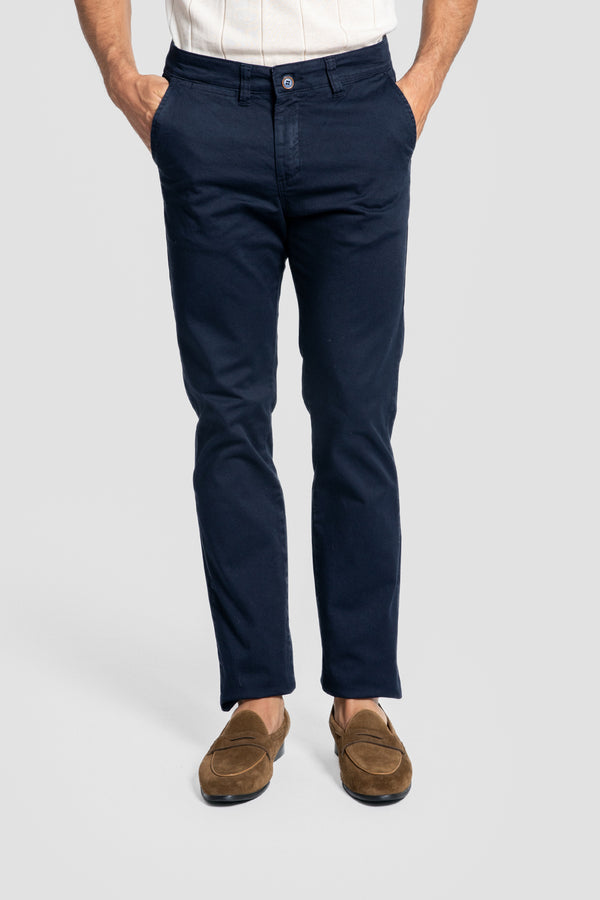 Calças chino azul-marinho para homem