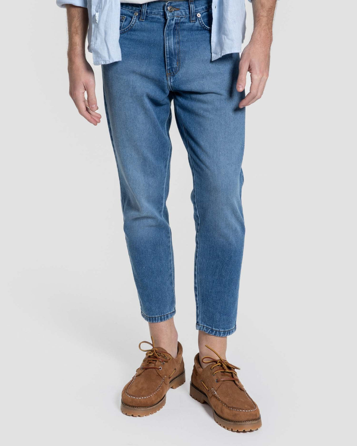 Pantalón vaquero sport ácido