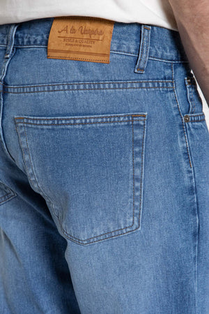 Pantalón vaquero sport ácido