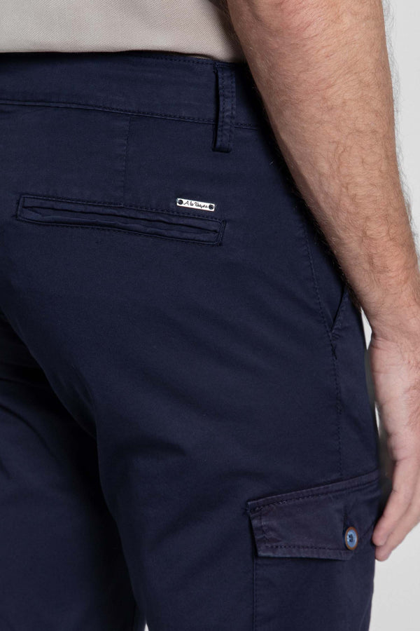 Chino Cargo Botón Azul Oscuro