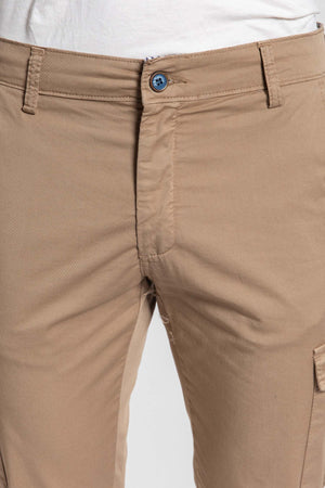 Chino Cargo Camel Bolsillo Botón