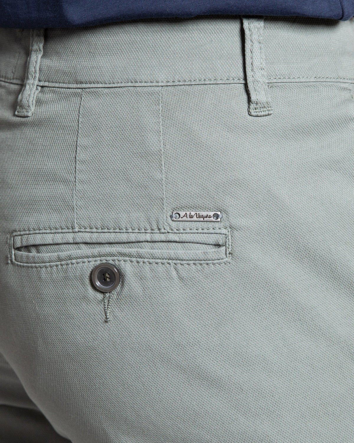 Pantalón chino hoja de hombre