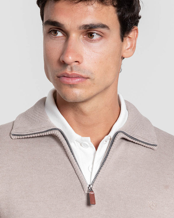 Jersey Cuello Alto Cremallera Taupe