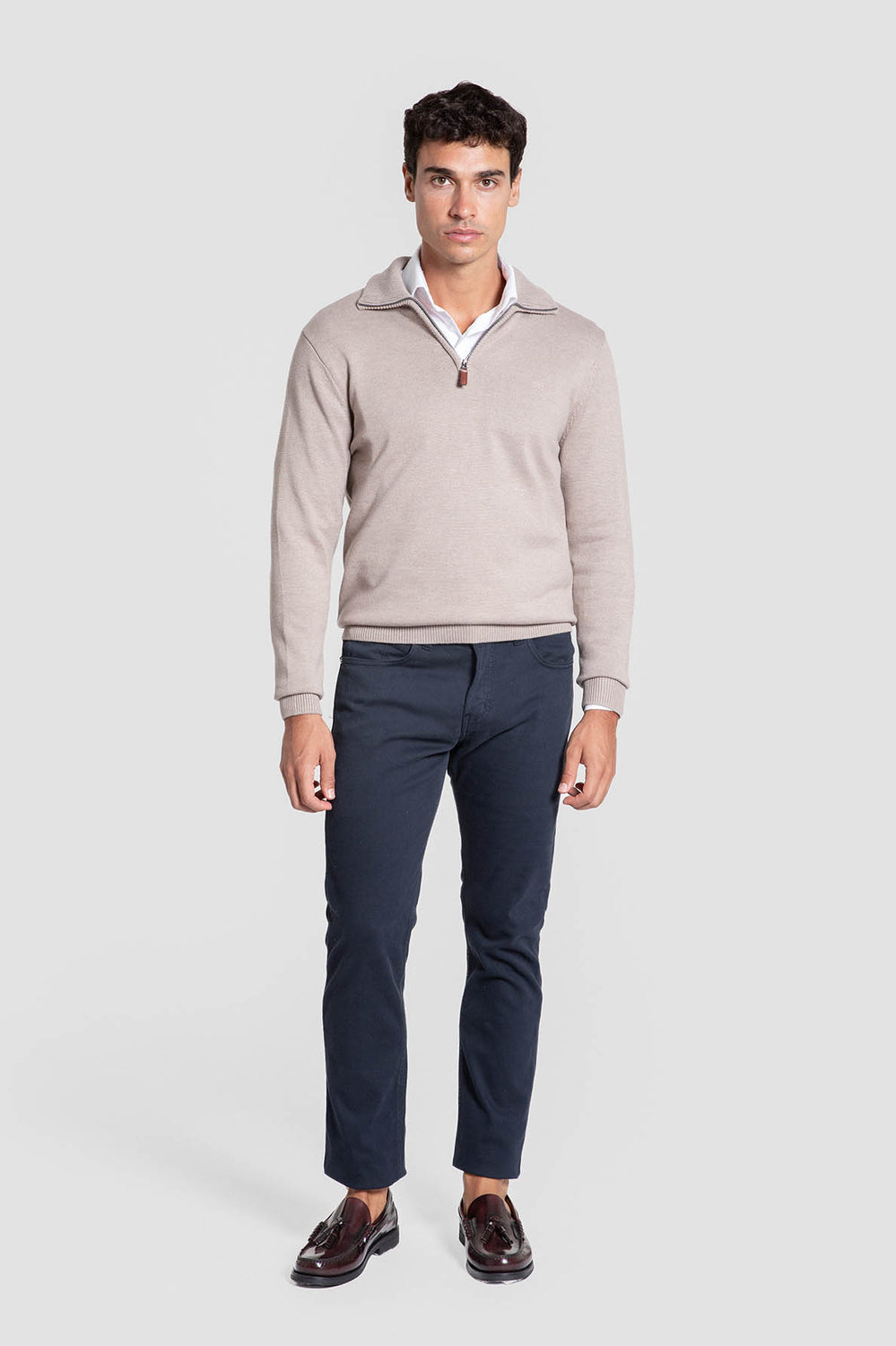 Jersey Cuello Alto Cremallera Taupe