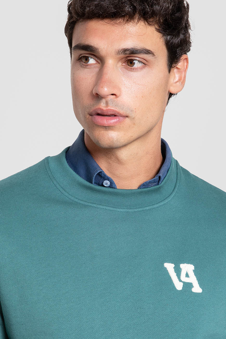 Sudadera Menta Escudo Bordado