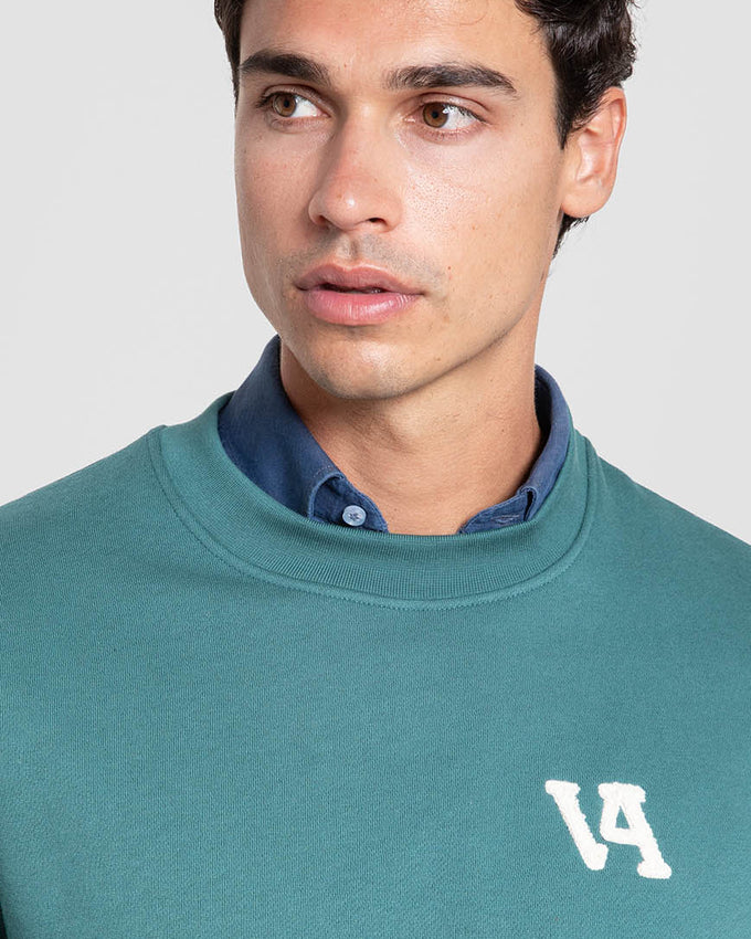 Sudadera Menta Escudo Bordado