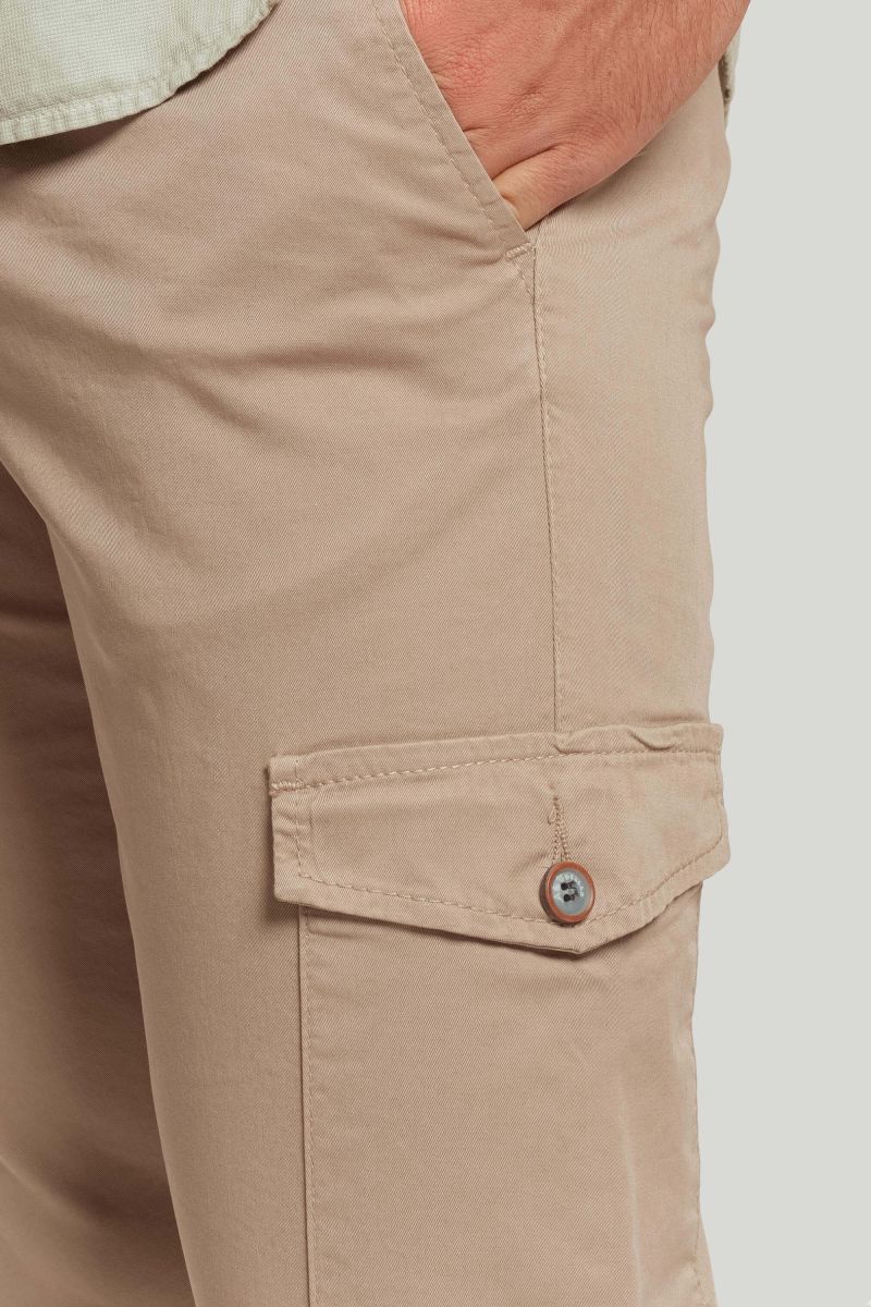 Chino Cargo Camel