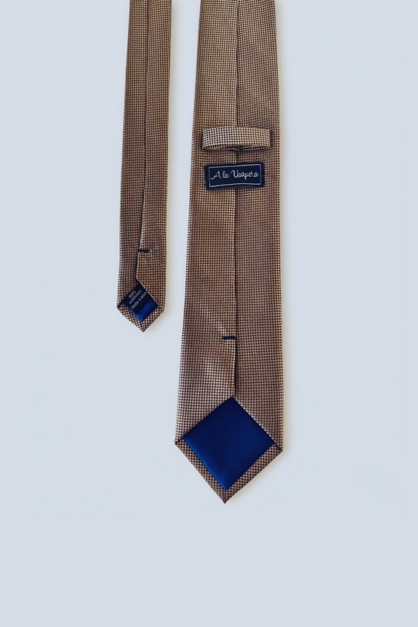 Corbata Camel Textura
