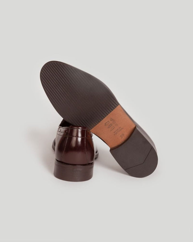 Mocasín de Vestir con Borlas Burdeos Mate