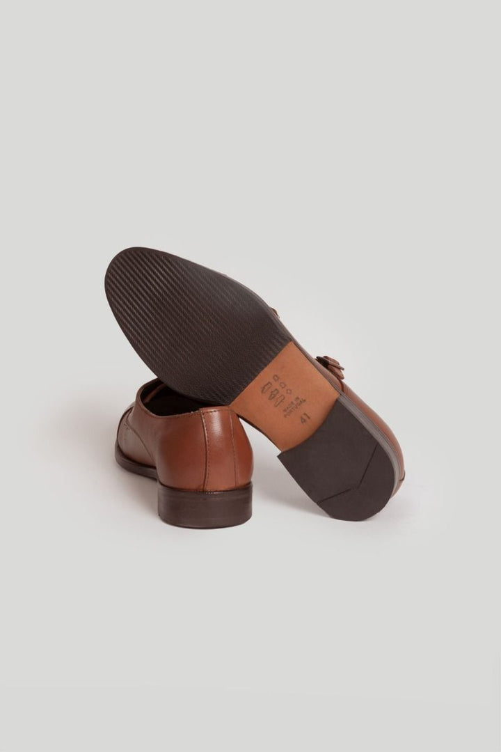 BROWN BUCKLE DRESS SHOE