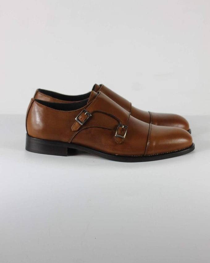 Zapato de Vestir de Hebilla Camel