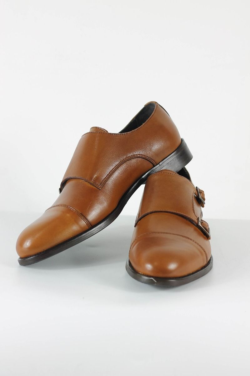 CAMEL BUCKLE DRESS SHOE