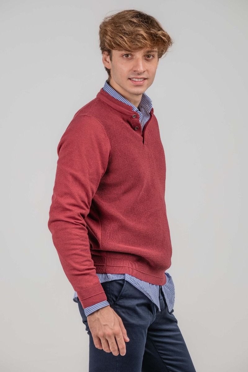 RED MAO NECK SWEATER