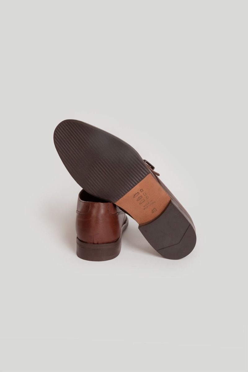 Zapato de Vestir de Hebilla Marrón