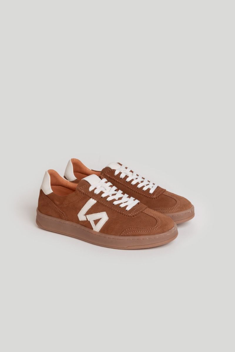 CAMEL SUEDE SNEAKERS