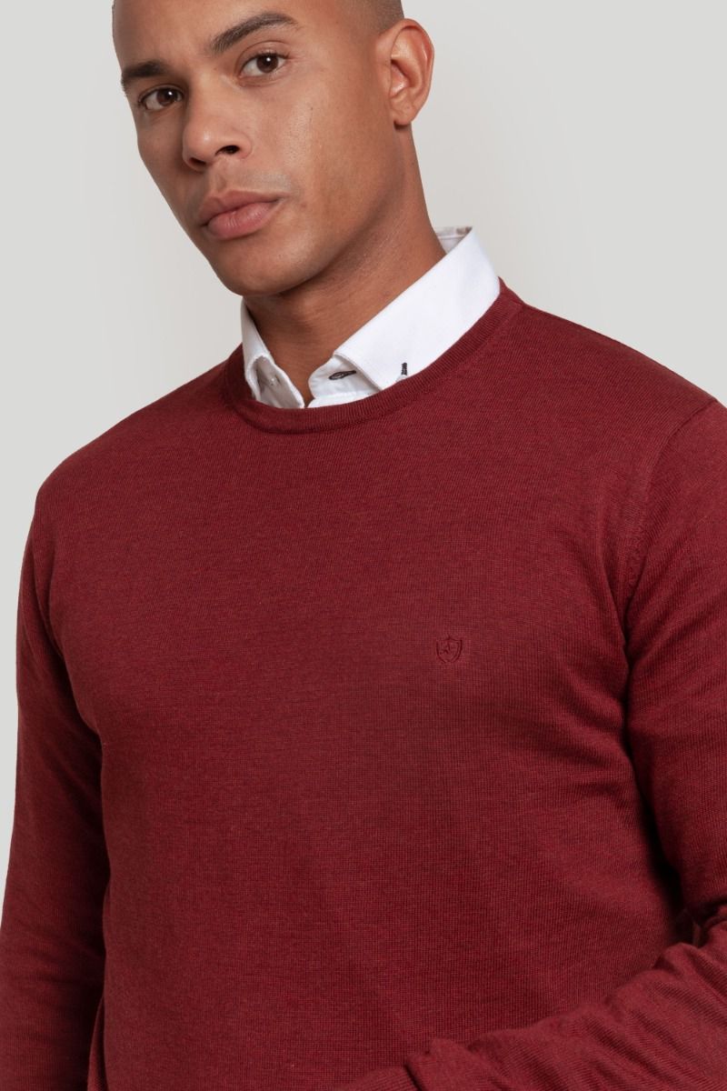 BURGUNDY ROUND NECK SWEATER