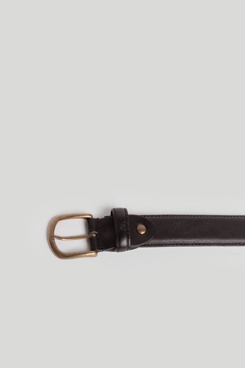 BLACK NARROW LEATHER BELT