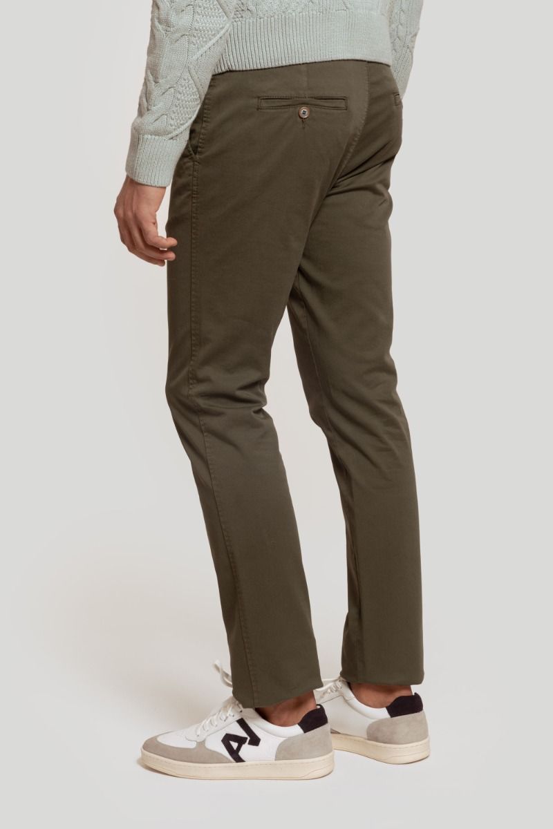 CHINO KHAKI BÁSICO