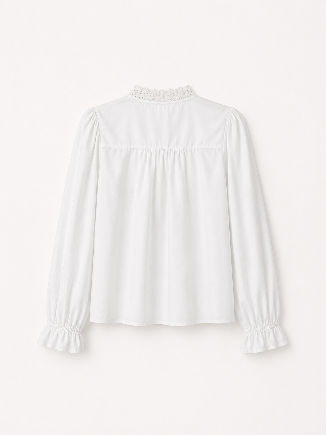 Blusa Con detalles en Perforado de Algodón