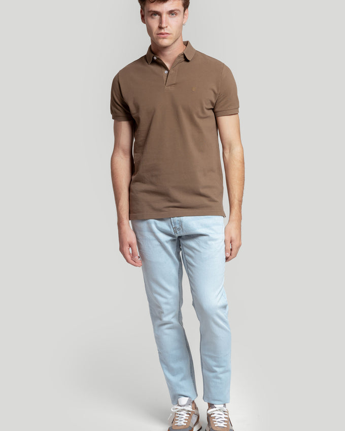 Camisa polo cáqui lavada