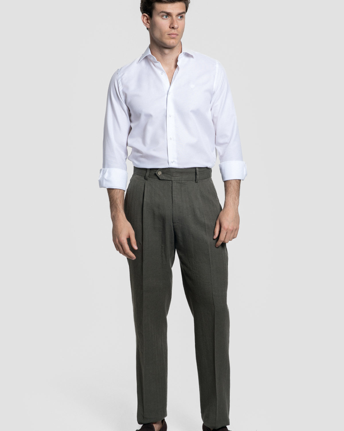 Pantalón Pinzas Bota Ancha Kaki